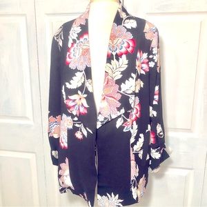 Chico’s Floral Open-front Dinner Jacket, size 2